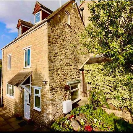 Quaint Cotswold Cottage Чипинг Нортън Екстериор снимка